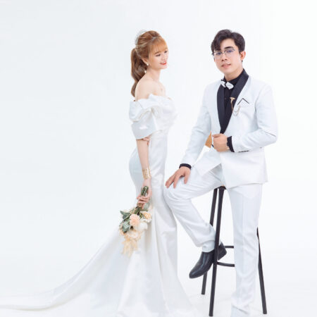 Khi dâu rể chọn dịch vụ tại Lê Phương Studio, sẽ nhận được một bộ album cưới cao cấp